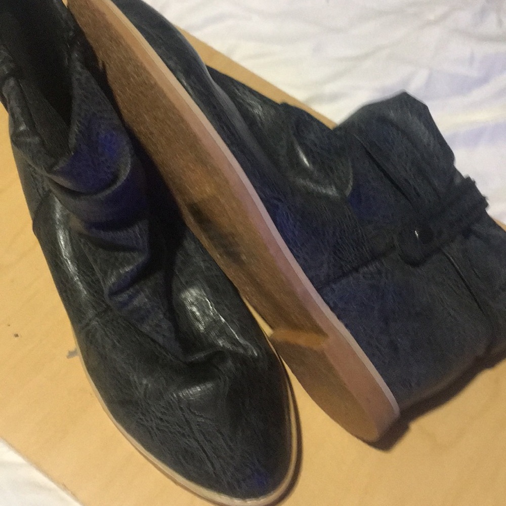 Women’s boots dress